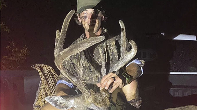 8-point trophy