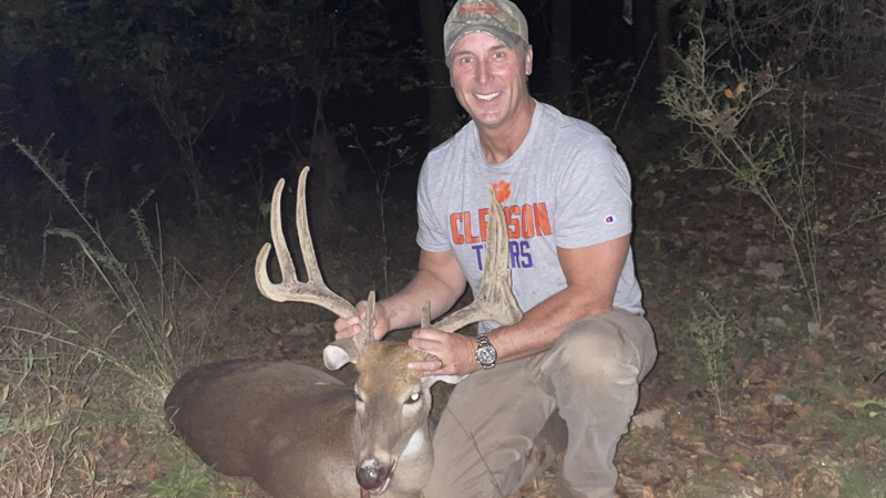 full velvet buck