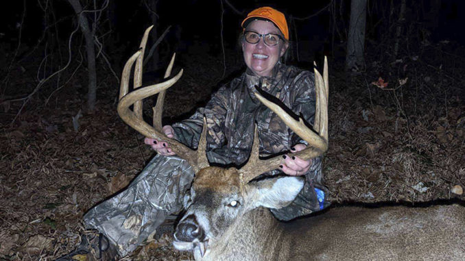giant 10-point buck