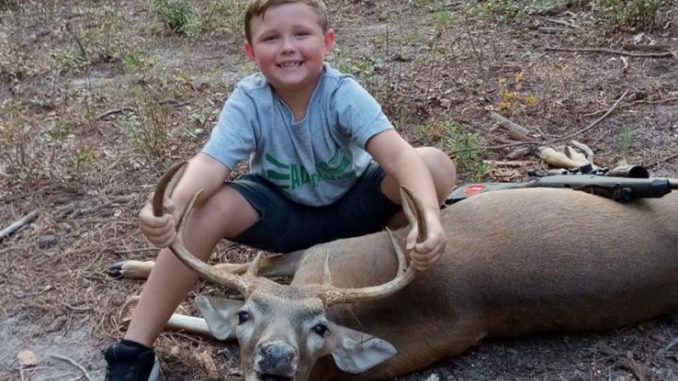 wide-racked buck