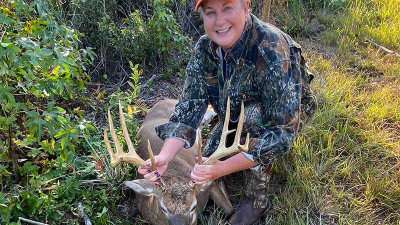Patsy Brewer's Jones County buck - Carolina Sportsman