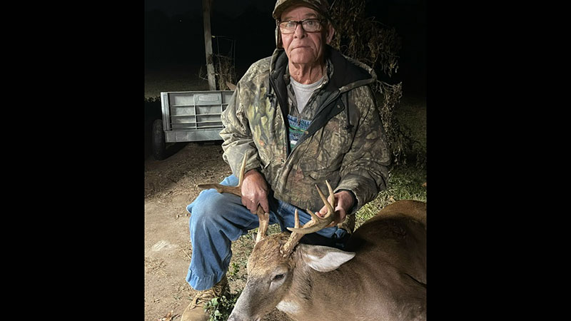 Steve DeVane put the smack on this 9-point, 17-inch wide inside in Duplin County, NC on Nov. 27, 2023 at 5:22 p.m.