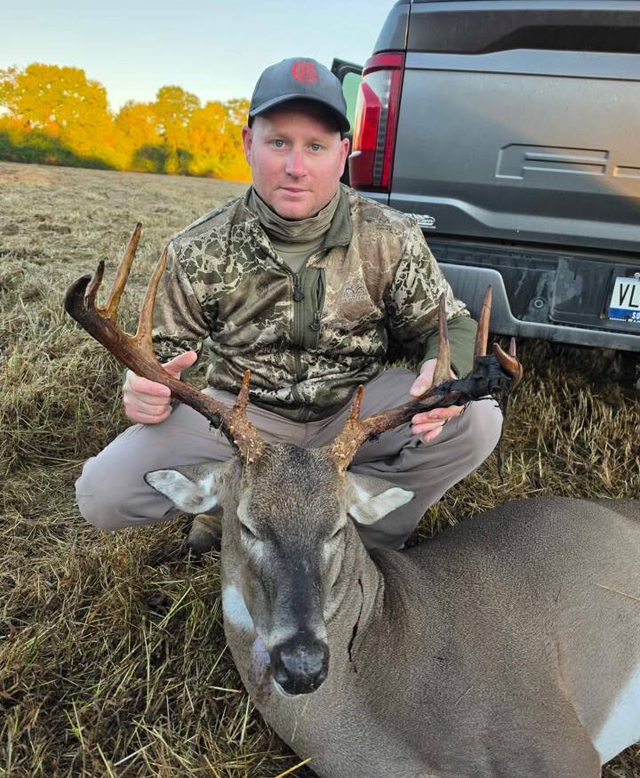 10-point buck